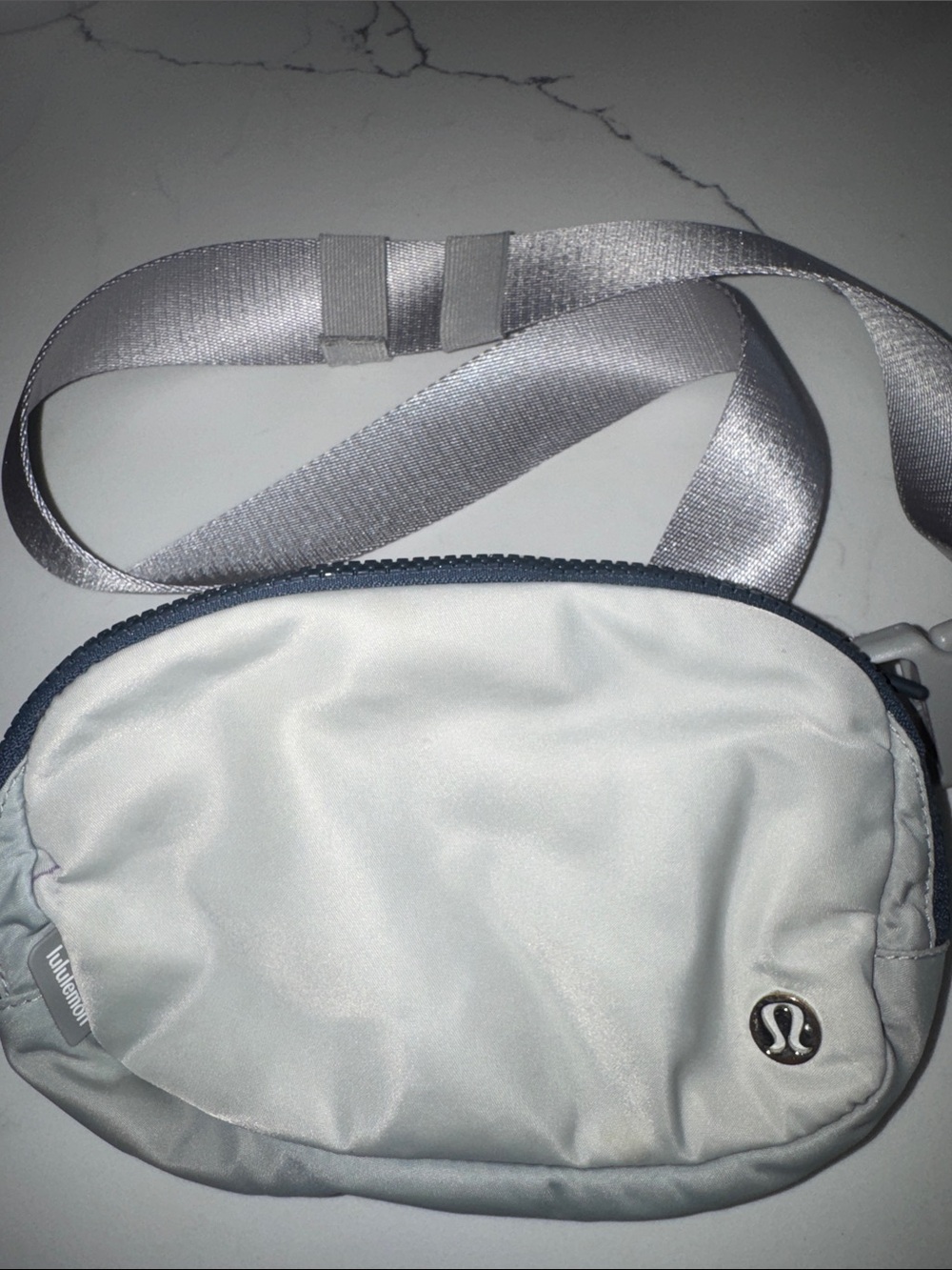 Lululemon Everywhere Belt Bag 1L